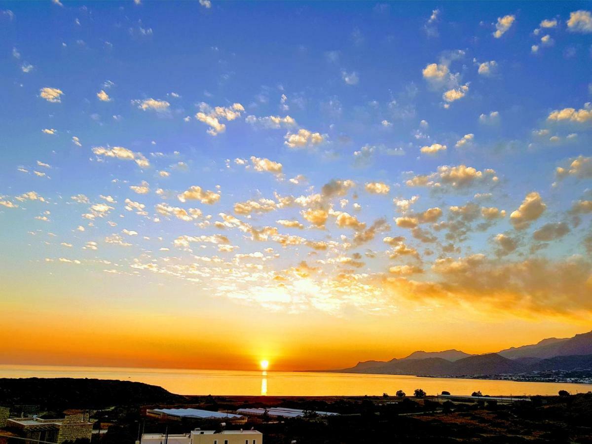 Ville Du Soleil - Exclusive Homes With Rustic Charm And Sensational Views Of The Mediterranean Sea Makrýgialos Eksteriør bilde