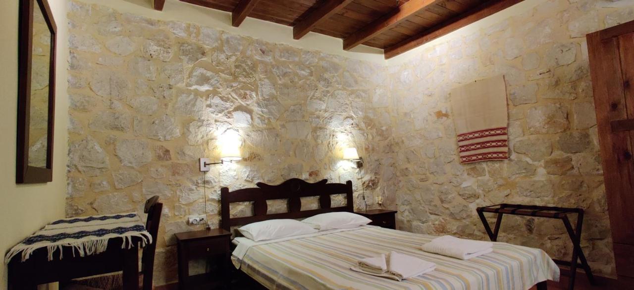 Ville Du Soleil - Exclusive Homes With Rustic Charm And Sensational Views Of The Mediterranean Sea Makrýgialos Eksteriør bilde